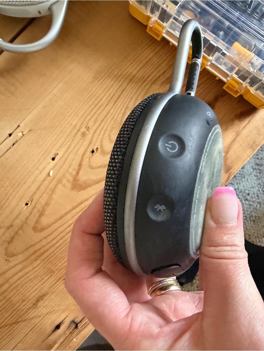 JBL Clip3 Bluetooth Speaker - Dark Gray - Picture 4 of 7